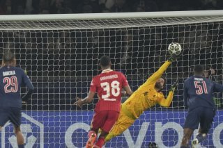 Alisson à la parade. KEYSTONE/AP/Aurelien Morissard